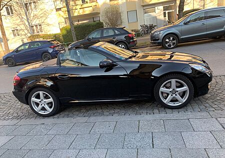 Mercedes-Benz SLK 200 SLK -KOMP* AIRSCARF*SITZHEIZUNG*KLIMA*NAVI*LEDER