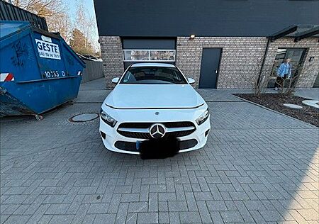Mercedes-Benz A 180 -