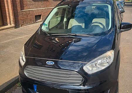 Ford Tourneo Courier 1.0 EcoBoost 74kW Ambiente A...