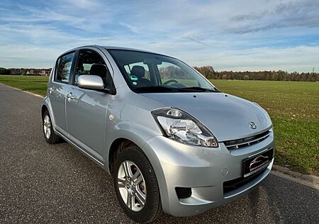 Daihatsu Sirion Klima/ 1. Hand / Tüv + Inspektion NEU