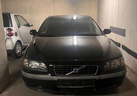 Volvo S60 2.4 -
