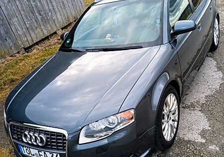 Audi A4 2.0 T FSI quattro Avant - S line