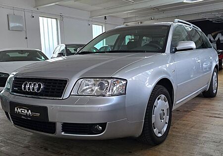 Audi A6 Avant 2.4 QUATTRO MMI NAVI XENON 1HAND!