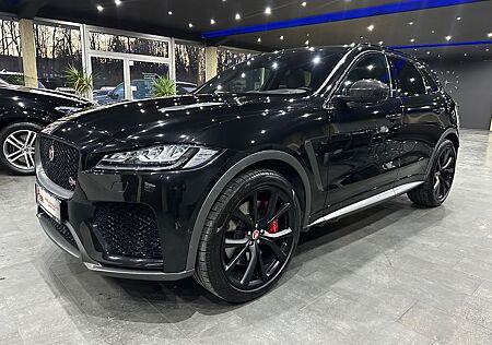 Jaguar F-Pace SVR AWD /CARBON /PANORAMA/ HUD/360°KAMERA