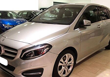 Mercedes-Benz B 200 *Standheiz*AHK+el. Sitze*Totenwinkel*Kamera