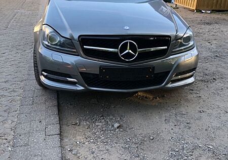 Mercedes-Benz C 350 CDI T AVANTGARDE Autom. AVANTGARDE