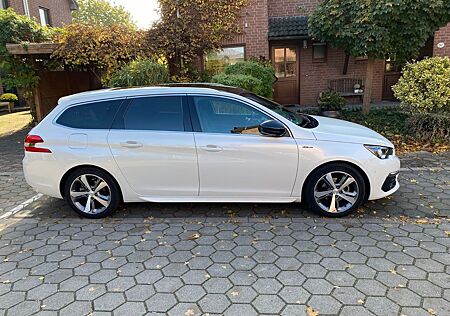 Peugeot 308 PureTech 130 Allure SW Allure