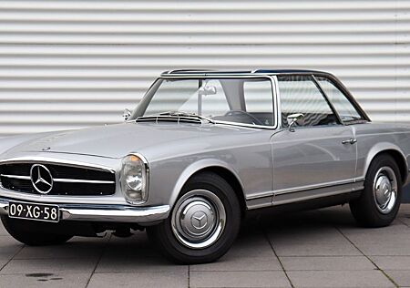 Mercedes-Benz SL 230 Automatic Pagode komplett restauriert
