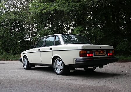 Volvo 244 2.1 GL Turbo Overdr.