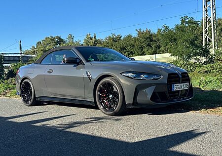 BMW M4 Competition M xDrive Cabrio Competition