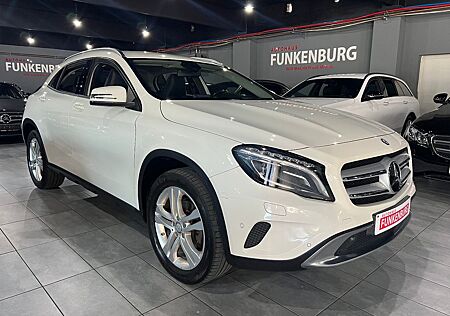 Mercedes-Benz GLA 220 CDI 4Matic AUT/LEDER/NAVI/XEN/KAMERA/AHK