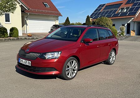 Skoda Fabia 1.2l TSI Cool Edition Combi Cool Edition