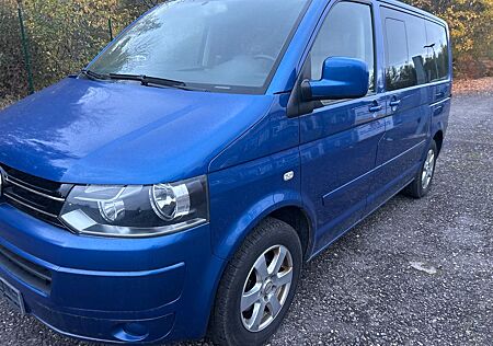 VW T5 Multivan Volkswagen . Highline ,