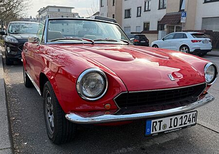 Fiat 124 Spider D - EU Umbau - Pininferina