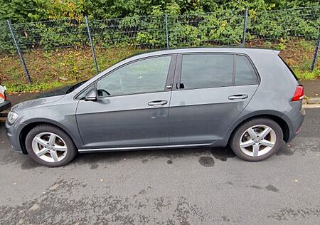 VW Golf Volkswagen 1.0 TSI Sound Sound