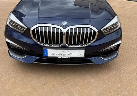 BMW 120 120dxDrive LuxuryLine|Business Paket|HUD|H&K