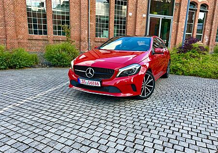 Mercedes-Benz A 180 BlueEfficien.LED,Pano.,PDC,R18,Navi,Keyles