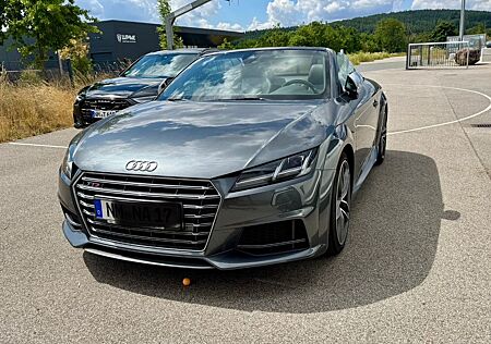Audi TTS Roadster 2.0 TFSI S tronic quattro -