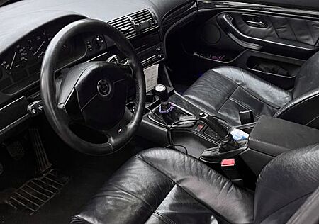 BMW 520i