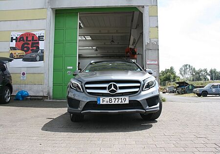 Mercedes-Benz GLA 200 AMG Line AMG Line