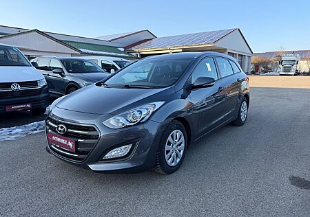 Hyundai i30 cw blue Trend