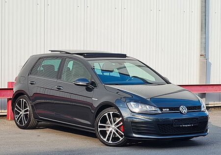 VW Golf Volkswagen VII Lim. GTD/Panoramadach/ Sport & Sound