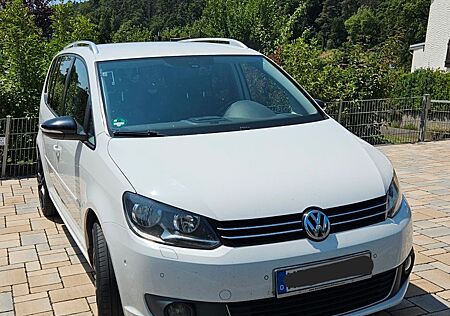 VW Touran Volkswagen 2.0 TDI Style - 7 Sitzer