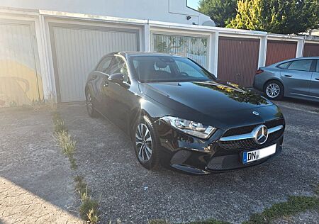 Mercedes-Benz A 180 d mild Hybrid / Garantie