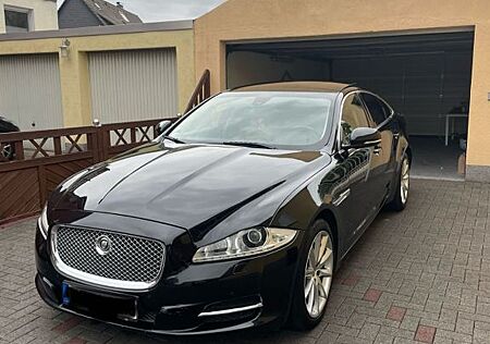 Jaguar XJ Luxury 3.0 V6 Diesel S Luxury