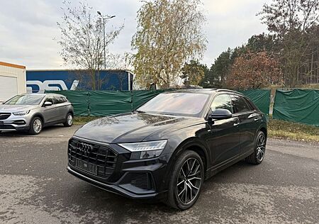 Audi Q8 55 TFSI quattro tiptronic/Pano/360Kam./Xenon