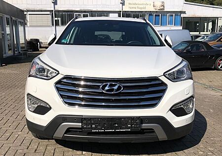 Hyundai Grand Santa Fe Premium 4WD