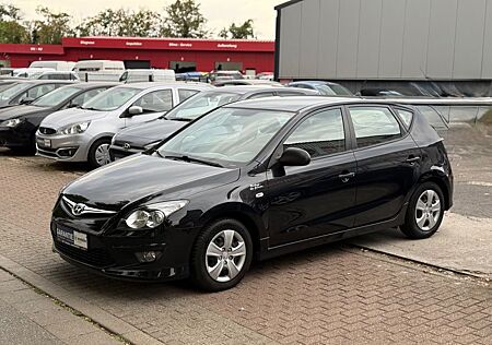 Hyundai i30 FIFA WM Edition*1-HAND*TÜV NEU*WENIG KM*