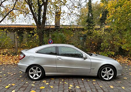 Mercedes-Benz C 180 KOMPRESSOR Sportcoupé Sportedition