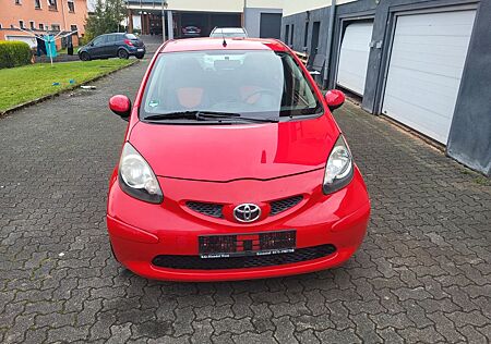 Toyota Aygo (X) Aygo (X) 1,0 -