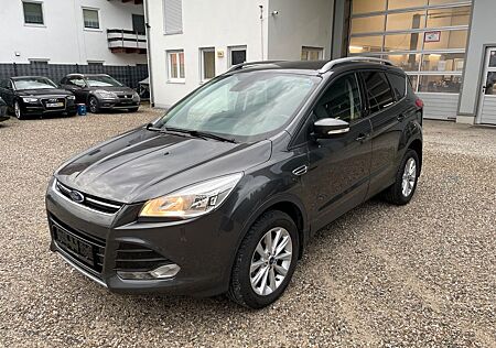 Ford Kuga Titanium 4x4 *Leder*Kamera*Navi*