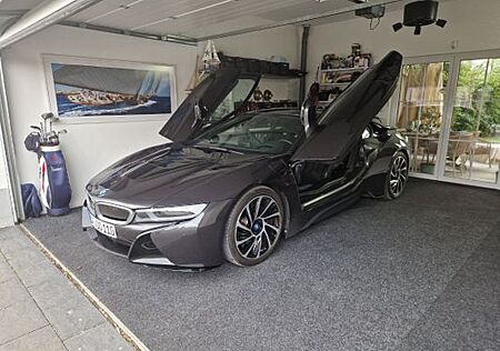 BMW i8 Coupé mit Premium Selection Garantie von