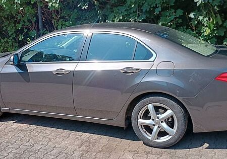 Honda Accord 2.0 Elegance