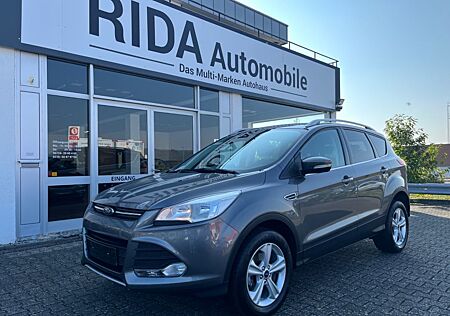 Ford Kuga Trend AHK 65 tkm