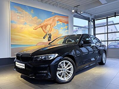 BMW 320i xDrive KOMF+HUD+LED+LiveProf+TEMP+AL+DAB+