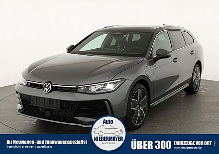 VW Passat Variant Volkswagen 1.5 eHybrid R-LINE, HuD, ProMax,