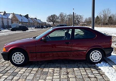 BMW 316i Compact E36
