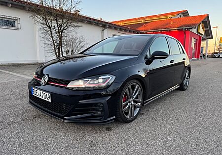 VW Golf Volkswagen 7 GTI Perf, Standh, DCC, DLA, Dynaudio, AHK
