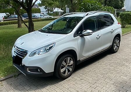 Peugeot 2008 Allure PureTech 110 EAT6 Allure