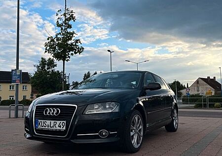 Audi A3 2.0 TDI Pano / Shz / 2-Zone / SpSitze