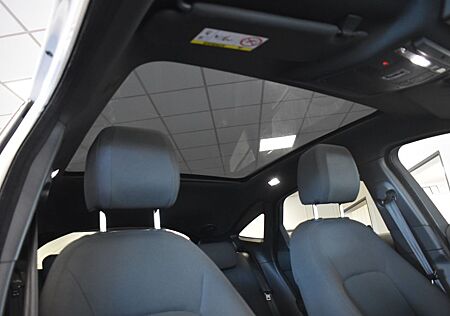 Jaguar E-Pace D150 Panorama Kamera PDC AHK