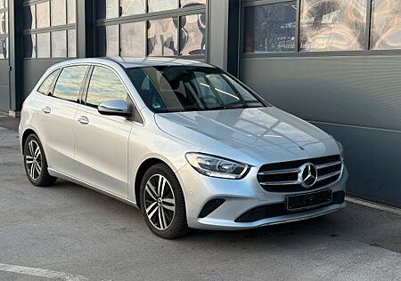 Mercedes-Benz B 180 Progressive AHK Kamera MBUX Navi Plus DAB