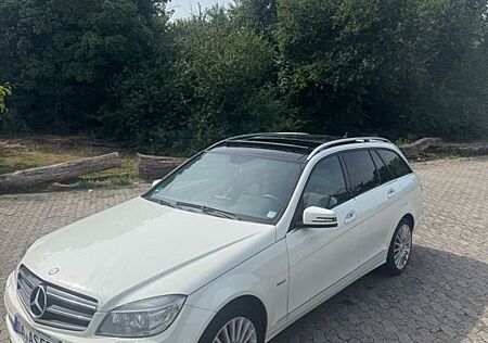 Mercedes-Benz C 250 CDI T AVANTGARDE Autom. AVANTGARDE
