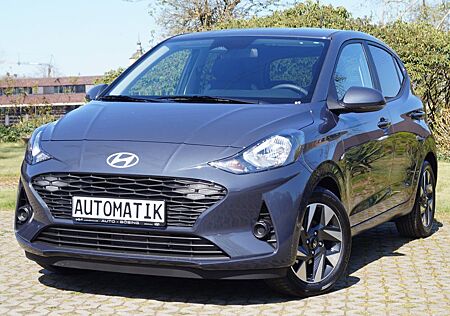 Hyundai i10 Trend AUT.-NAVI-ALU-TEMPOMAT-KAMERA-SHZG-PDC