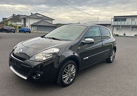 Renault Clio Night & Day TCE 100,1.Hand,Tüv01/27,8Fach,