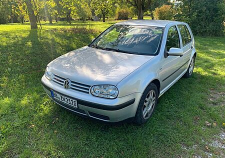 VW Golf Volkswagen 1.6 FSI Pacific Pacific